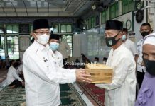 Bupati Inhil Safari Ramadhan ke Kecamatan Enok Serta Mengingatkan Masyarakat bahwa Inhil Zona Orange saat ini