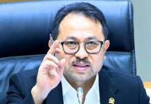 Pimpinan Komisi II DPR RI Soroti Aksi Saling Lapor Mahasiswa dan Gubernur Riau