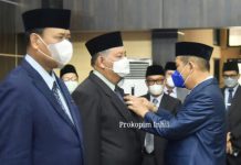 Wakil Bupati H Syamsudin Berikan Perhargaan dari Presiden RI Sebanyak 523 PNS Inhil