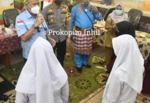 Gelar Vaksinasi, SMP dan MTs Bidudaya Dikunjungi Wabup Inhil