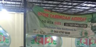 Personel Polsek Tuntungan Pam Salat Tarawih, Beri Rasa Aman pada Jamaah
