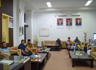Pasca Lebaran, Ketua DPRD Kuansing Langsung Ngantor