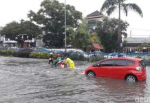 Bak Kolam Dadakan, Begini Kota Pekanbaru Pasca Turun Hujan