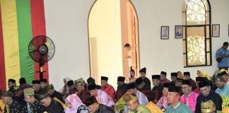 Bupati Bengkalis Ucapkan Terima Kasih Dan Selamat Datang Kepada Tamu Kehormatan yang Hadir Dalam Majelis Kenduri Adat