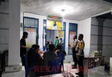 Kapolsek Kampar Patroli Untuk Mengecek Perhitungan Suara di TPS