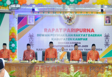 Ketua DPRD Kampar Pimpin Rapat Paripurna Dalam Rangka Peringati HUT ke-74 Kampar