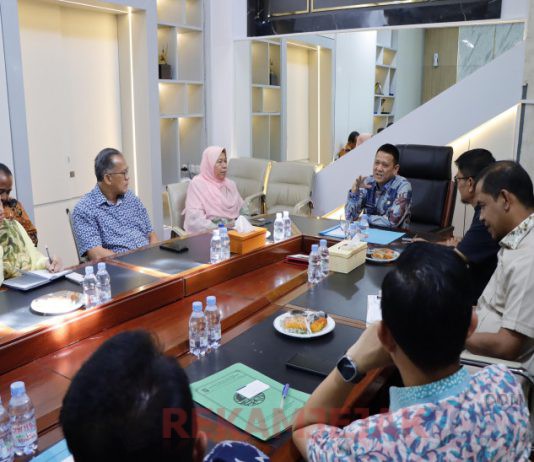 Pj Bupati Kampar Hambali Sambut Kedatangan Delegasi Malaysia Terkait Upaya Pengelolaan Sampah