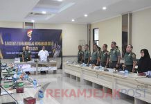 Rakornis TMMD ke-121 TA 2024 di Makorem 031/WB melalui Vicon
