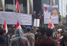 Tidak Berdasar, Bupati Rohil Duga Demo INPEST Ditunggangi Oknum Jelang Tahun Politik