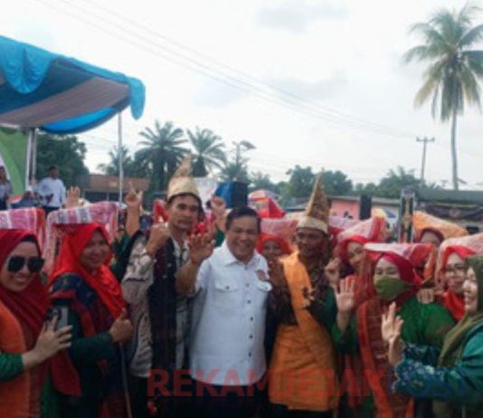 Tempuh Aspirasi Masyarakat, Pj Gubri SF Hariyanto Silaturahmi Dengan Warga Kandis