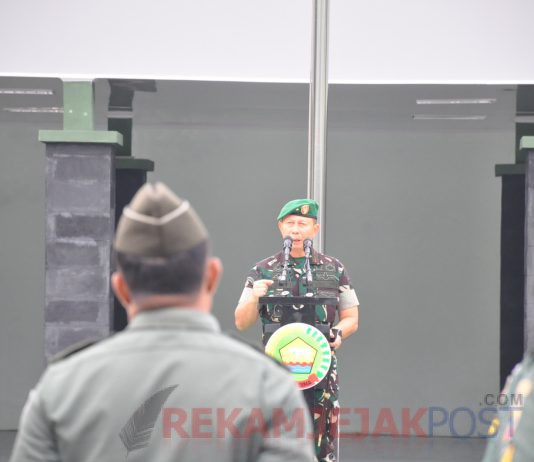 Danrem Sampaikan Kepada Seluruh Prajurit dan Pns Ucapan Terimakasih dan Rasa Bangga Sebesar Besarnya Kepada Bapak Kasad