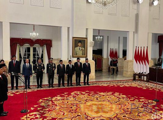 Presiden Joko Widodo (Jokowi) Resmi Melantik Irjen Eddy Hartono Jadi Kepala Badan Nasional Penanggulangan Terorisme (BNPT)