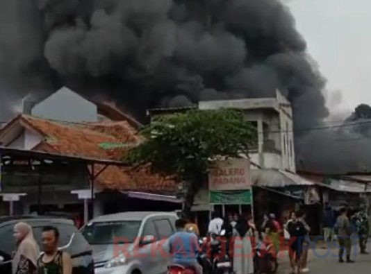 Polisi Selidiki Penyebab Kebakaran Gudang Di Bogor Yang Tewaskan 1 Pekerja