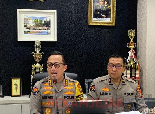 Polisi Kembali Tangkap 1 Buron Kasus Mafia Akses Judi Online Komdigi