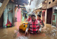 Badan Penanggulangan Bencana Daerah DKI Jakarta Mencatat 60 RT Yang Terkena Banjir