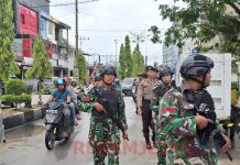 Personel Kodim 0314/Inhil Kembali Melaksanakan Rutinitasnya Berpatroli Guna Menjaga Situasi Pada Masa Pilkada