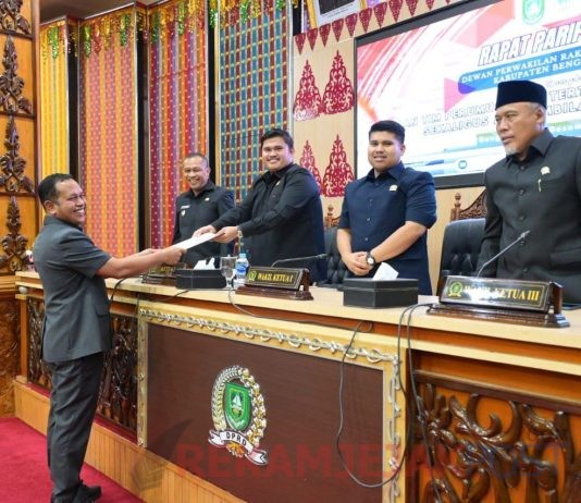 Pengambilan Keputusan Dalam Sidang Paripurna Dewan Perwakilan Rakyat Daerah Kabupaten Bengkalis