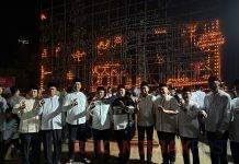 Mewakili Bupati Bengkalis, Bagus Santoso Buka Festival Lampu Colok di Desa Senggoro