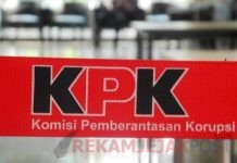 Geledah Rumah Mantan Gubernur Jabar (RK) KPK Sita Motor