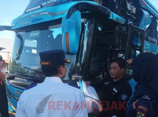 Uji Kelaikan Bus yang Hendak Menuju Puncak, Dishub Bogor Gelar Ramp Check di Rest Area Tol Jagorawi KM 45