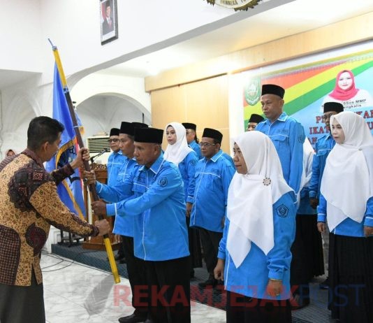 IKA YPPI Terbentuk Bupati Bengkalis Kukuhkan Kepengurusan Periode 2025-2027