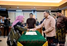 Bupati Bengkalis Ikuti Rapat Bersama Gubernur dan Kepala Daerah se-Provinsi Riau