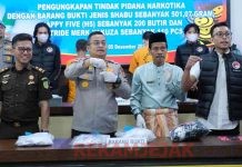 Kelabui Petugas, Kurir Narkoba di Meranti Ikat BB 1,5 Kg di Paha Kiri dan Kanan