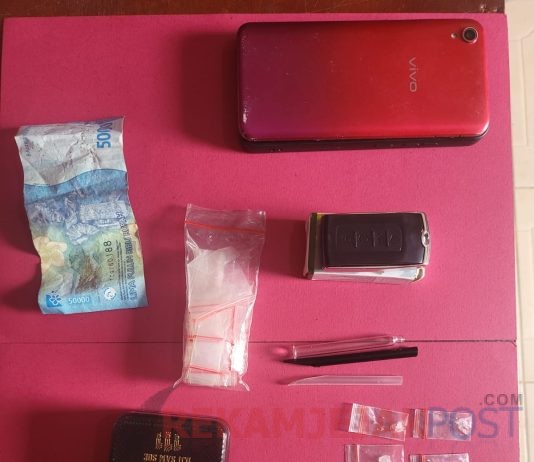 Kembali Polsek Rokan IV Koto Tangkap Bandar Sabu di Kebun Sawit