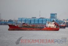 Belasan Ribu Kapal Bersandar di Pelabuhan Dumai, Riau Tak Dapat Apa-apa