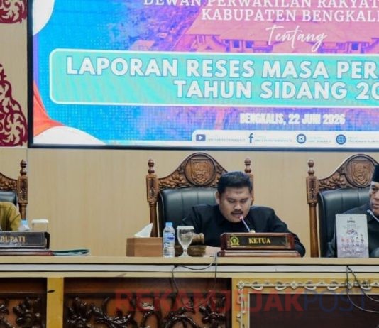 Mewakili Bupati Bengkalis, Sekda Menghadiri Rapat Paripurna DPRD