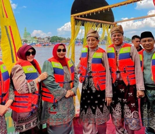 “Datuk Laksamana Raja di Laut” Sebagai Konsep Perahu Hias Kabupaten Bengkalis