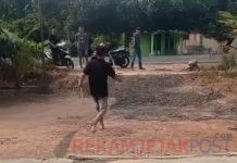 Berawal Dari Adu Mulut, Dua Pria Di Lampung Timur Duel Pedang
