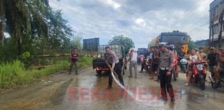 Akibat Minyak Sawit Mentah Tumpah, Terjadi Lakalantas Beruntun di Wilayah Duri Bengkalis