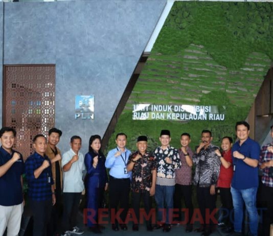 Bersama PLN UID Riau-Kepri Mendukung Keandalan Listrik Bagi Masyarakat