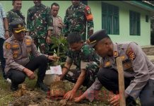 Memperingati HUT Ke-81 TNI, Mempererat Sinergitas TNI-Polri Dengan Tanam Pohon Bersama