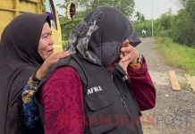 Viral Bupati Siak Menangis Lihat Nasib Guru Dan Siswa Di Wilayah 3T, Wapres Kirim Tim Ke Lokasi